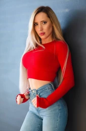 Проститутка Эма